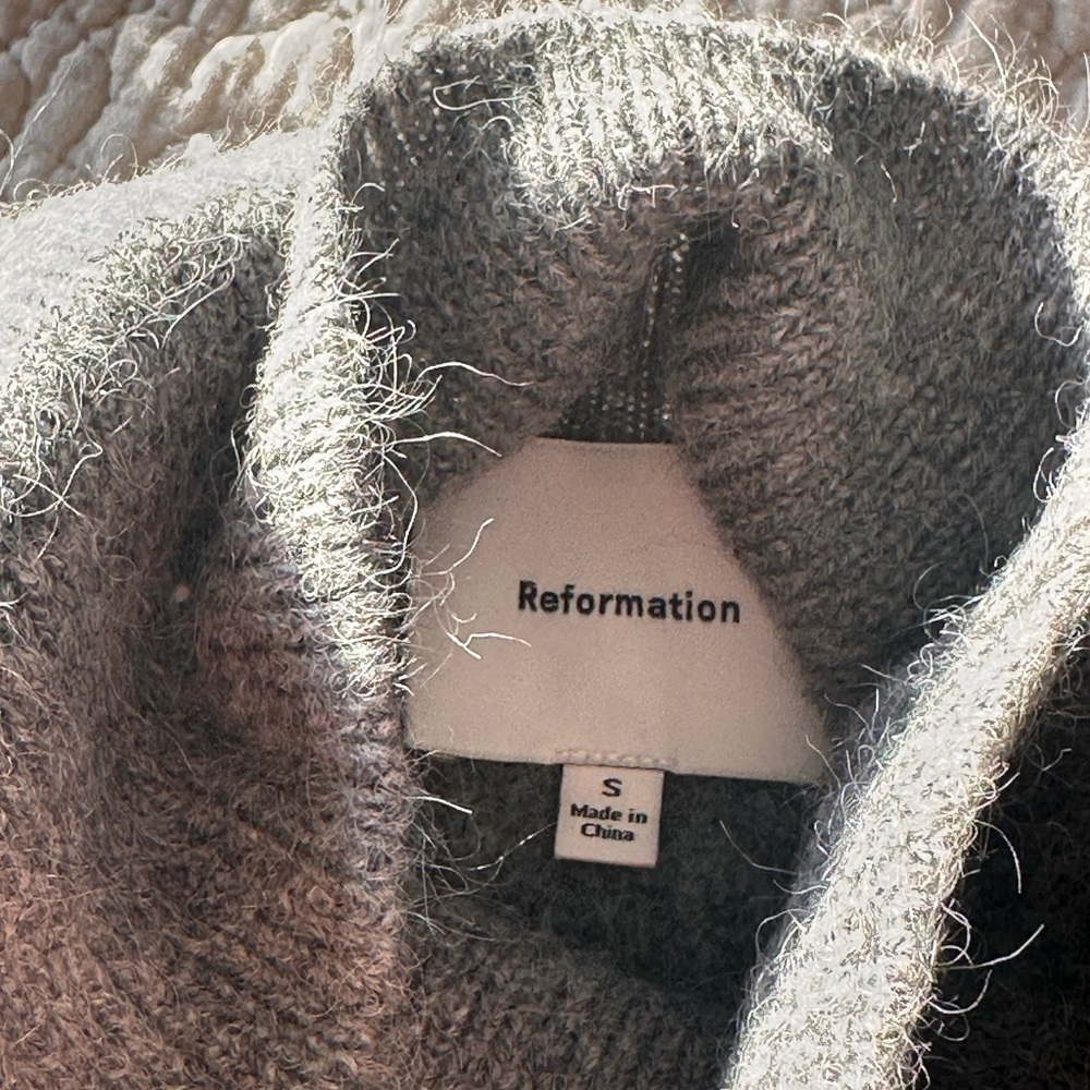 Reformation Cosmia Alpaca Grey Sweater - Picture 9 of 11